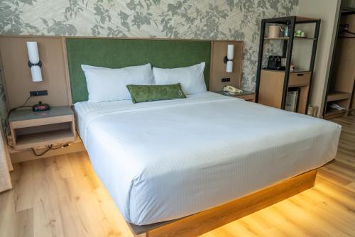 Park Town Hotel - Best Fitness Hotels in Saskatoon