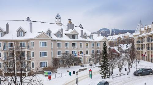 Holiday Inn Express & Suites Tremblant by IHG - Best Pool Hotels in Mont-Tremblant