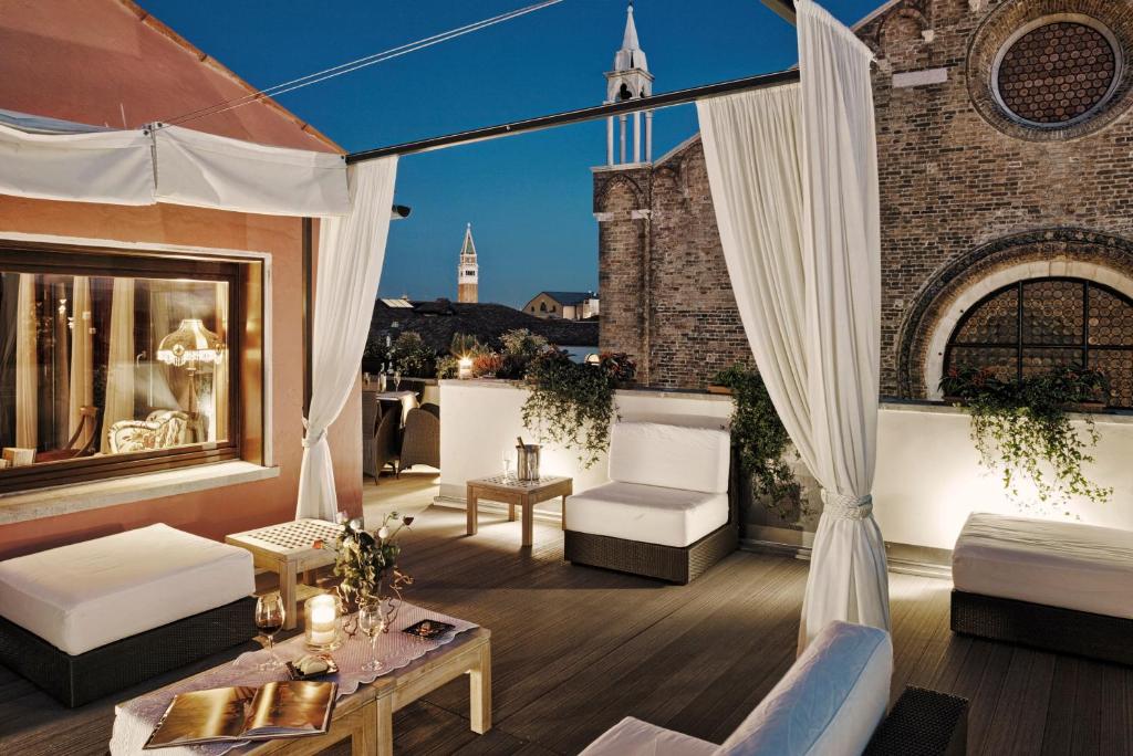 B&B Bloom Settimo Cielo - Venice Central Hotels