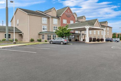Country Inn & Suites by Radisson, Chambersburg, PA - Best Radisson Hotel Group in Pennsylvania