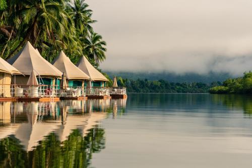 Canvas & Orchids Retreat - Best Hotels in Koh Kong Province