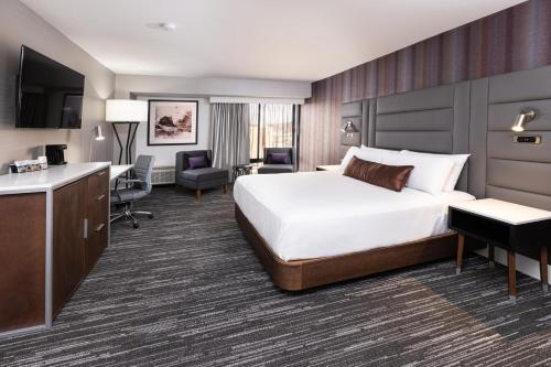 J Resort - Best Pool Hotels in Reno, NV
