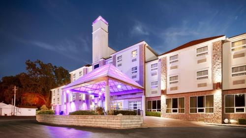 Best Western Plus Sandusky Hotel & Suites - Best Hotels in Sandusky, OH