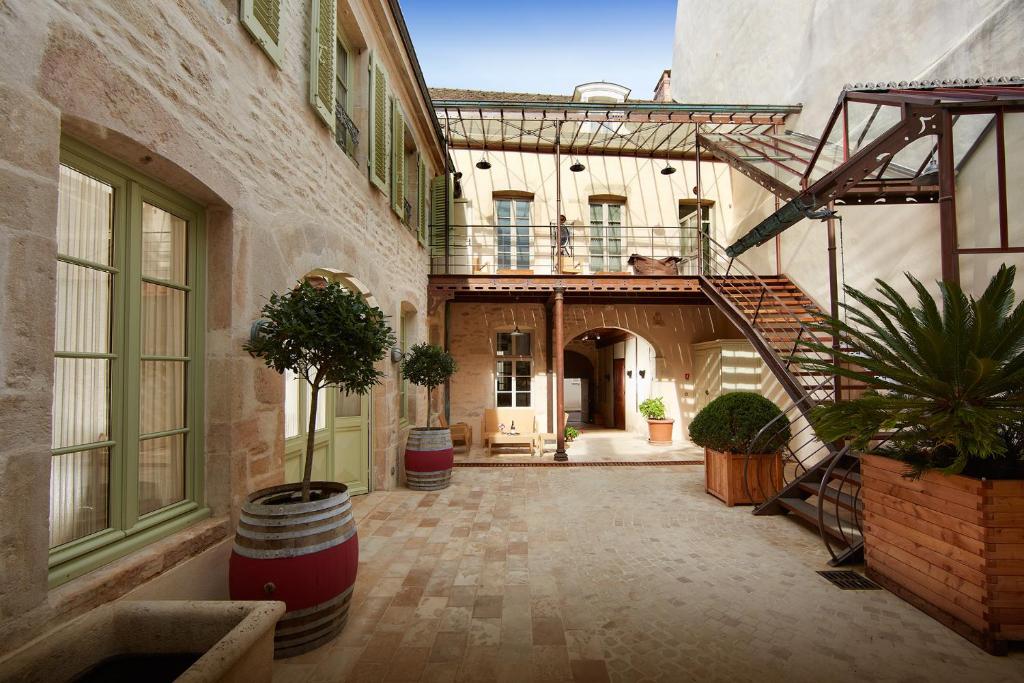 Le Clos Sainte-Marguerite - Best Hotels in Côte d'Or