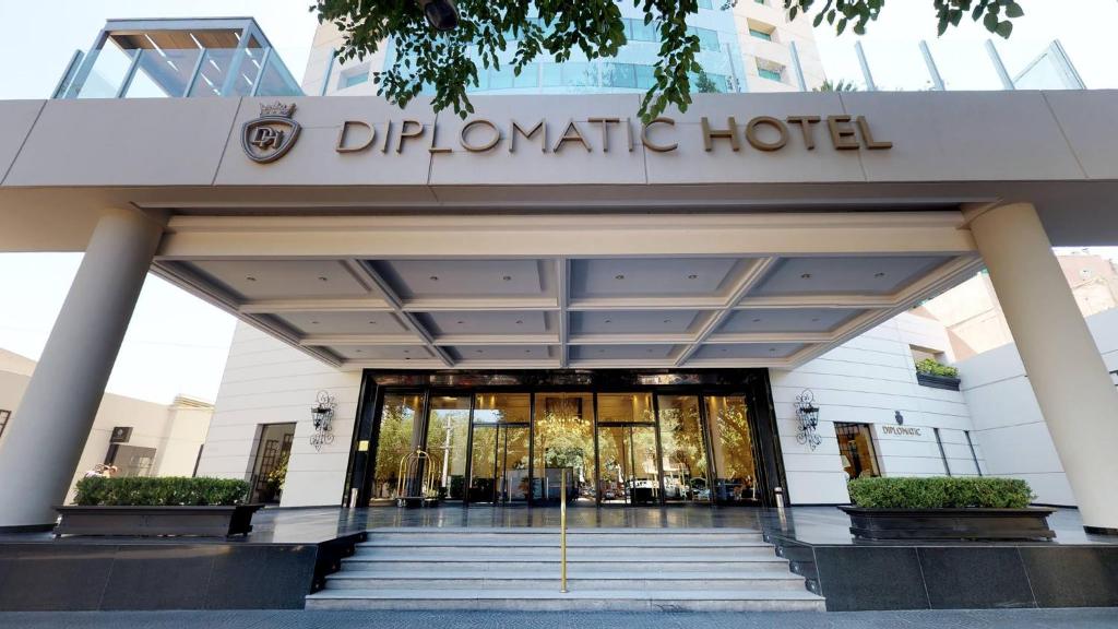 DiplomaticHotel - Best Hotels in Mendoza