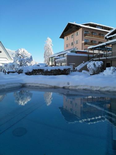 Hotel Cresta - Best Hotels in Grisons