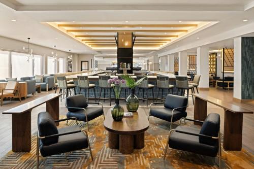 Oshkosh Marriott Waterfront Hotel & Convention Center - Best Marriott Hotels in Wisconsin