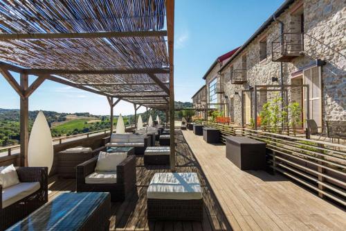 Domaine Riberach - Restaurant étoilé - Spa - Piscine naturelle - Vignoble bio