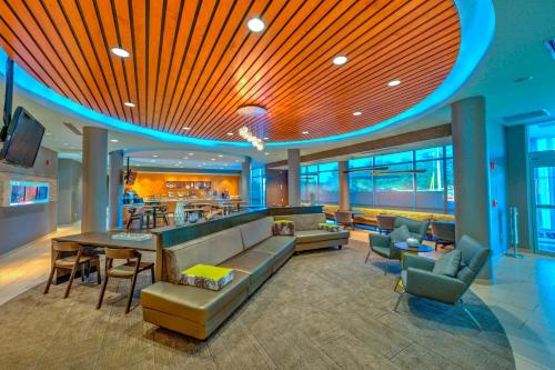 SpringHill Suites by Marriott Macon - Best Parking Hotels in Macon, GA