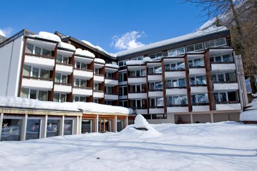 Hotel Quellenhof Leukerbad - Best Hotels in Valais