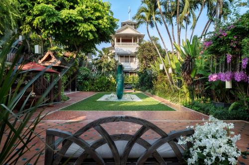 Chakrabongse Villas - Bangkok Hotels with Pools