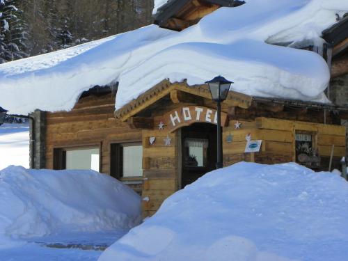 Hotel Les Granges - Best Hotels in Aosta Valley