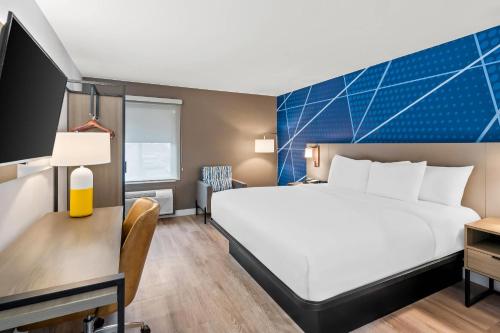 suite hotels in Evanston
