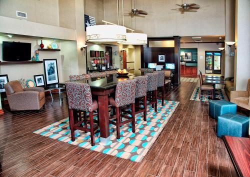 Hampton Inn and Suites Amarillo West