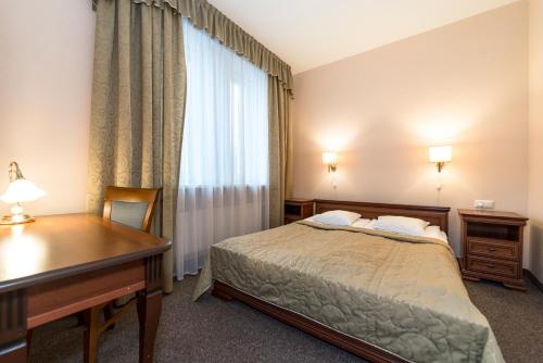 Kolonna Hotel Brigita - Best Parking Hotels in Riga