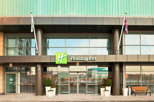 Holiday Inn Manchester-Mediacityuk by IHG - Best Pet-Friendly Hotels in Manchester