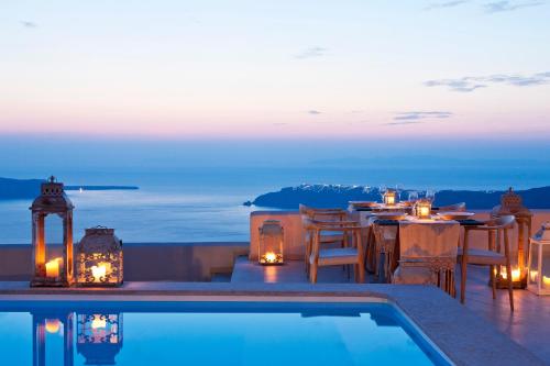 Gold Suites - Small Luxury Hotels of the World - Best Hotels in Santoríni