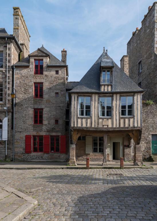 La Maison Pavie - Best Hotels in Dinan