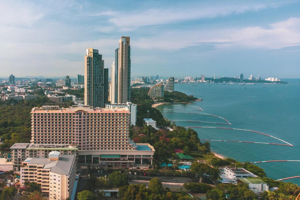 Long Beach Garden Hotel & Pavilions - Best Pet-Friendly Hotels in Thailand