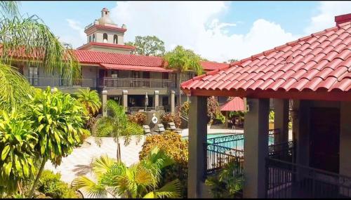 hotels with suites in Tampa