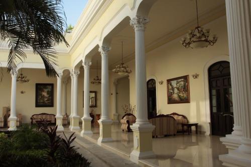 Gran Real Yucatan - Best Pool Hotels in Merida