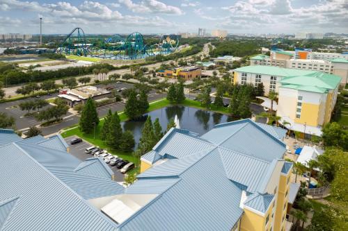 SpringHill Suites by Marriott Orlando at SeaWorld - Best Hotels with Free Breakfast in Orlando, FL