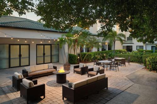 Courtyard Miami Airport West Doral
