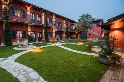 Le Serre Suites & Apartments - Best Hotels in Turin