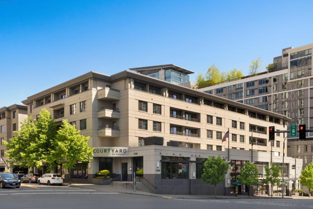 Courtyard by Marriott Seattle Bellevue/Downtown - Best Marriott International Hotels in Washington