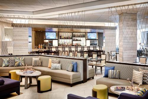 Irvine Marriott - Best Hotels with Airport Shuttle Service in California