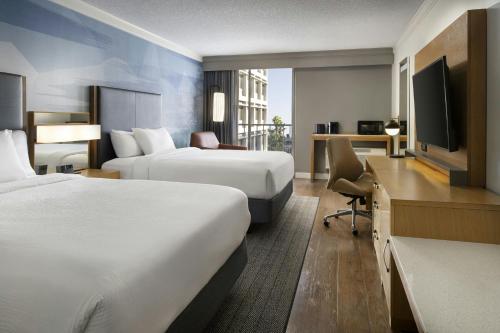 Courtyard by Marriott Long Beach Downtown - Best Hotels in Long Beach, CA