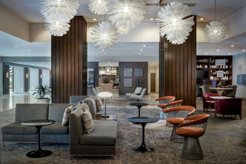 Marriott St. Louis Airport - Best Hotels in St. Louis, MO