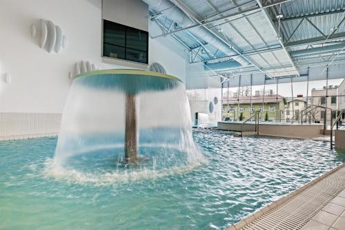 Park Inn by Radisson Meriton Conference & Spa Hotel Tallinn - Best Pool Hotels in Estonia