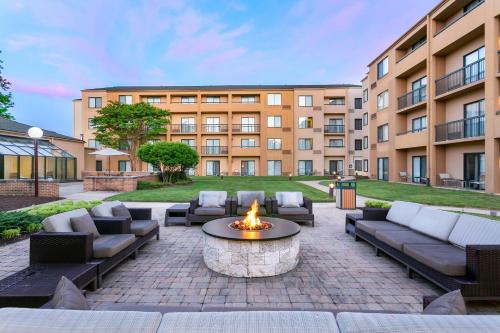Sonesta Select Greenbelt College Park - Best Parking Hotels in Washington, D.C.