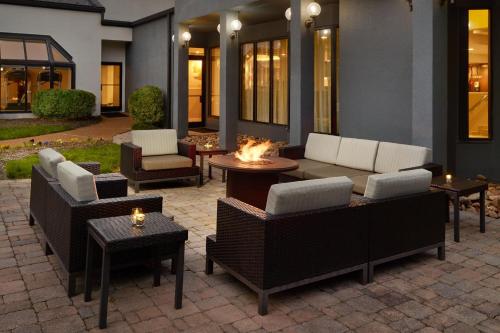 Courtyard by Marriott Nashville Brentwood - Best Parking Hotels in Nashville, TN