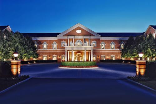 Westfields Marriott Washington Dulles - Best Parking Hotels in Virginia