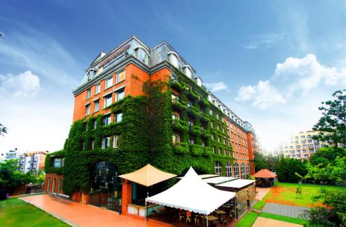 Hotel Royal Orchid Bangalore - Best Fitness Hotels in India