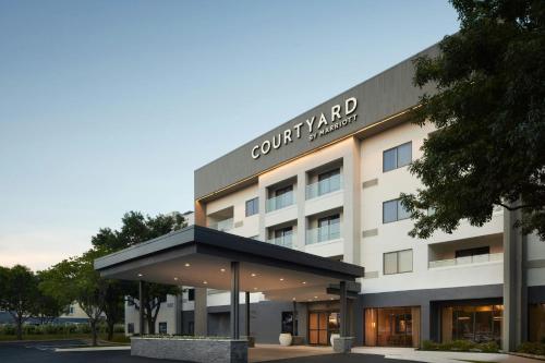 Courtyard Austin South