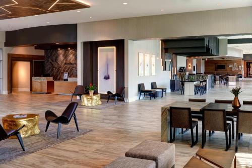 Chicago Marriott Southwest at Burr Ridge - Best Marriott Hotels in Illinois