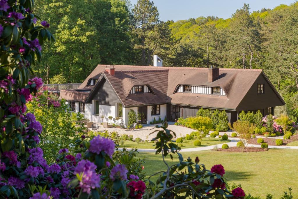 Les Pins de César - La campagne d'Etretat - Best Hotels in Normandy
