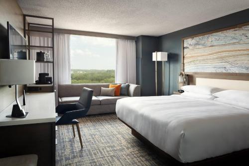Marriott Jacksonville - Best Parking Hotels in Jacksonville, FL