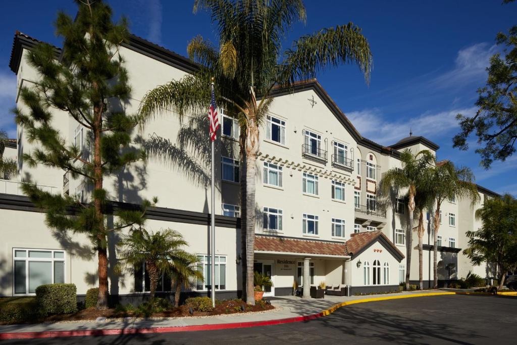 Residence Inn Los Angeles Westlake Village - Best Hotels with Free Breakfast in Los Angeles, CA