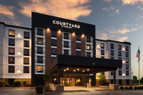 Courtyard Louisville Airport - Best Marriott Hotels in Kentucky