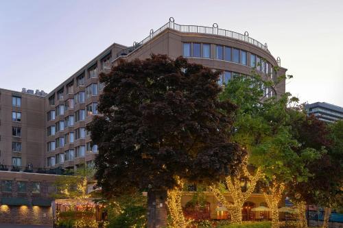 Courtyard by Marriott Halifax Downtown - Best Business Hotels in Halifax