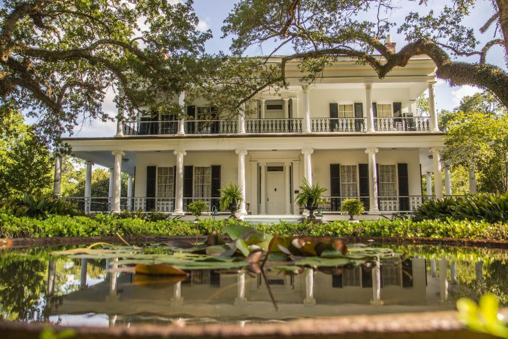Brandon Hall Plantation - Best Hotels in Natchez