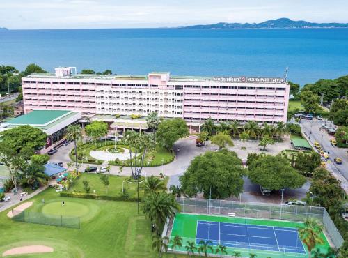 Asia Pattaya Hotel - Best Golf Hotels in Thailand