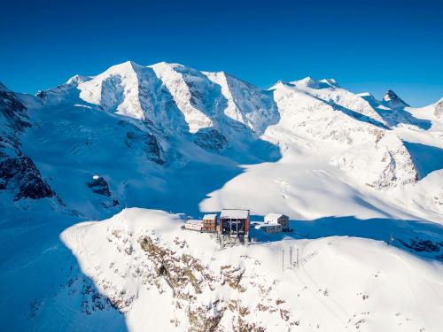 Berghaus Diavolezza - Best Hotels in Grisons