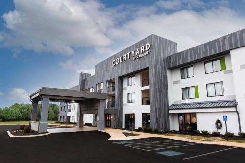 Courtyard Bowling Green Convention Center - Best Parking Hotels in Bowling Green, KY