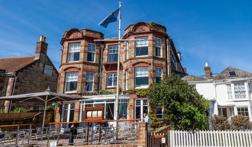 The Seaview Hotel And Restaurant - Best Hotels in Seaview