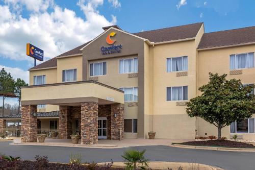 Comfort Inn & Suites Montgomery East Carmichael Rd - Best Pet-Friendly Hotels in Montgomery, AL